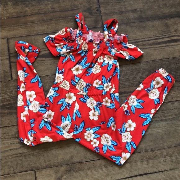 Three items girls great condition preowned - Picture 3 of 9